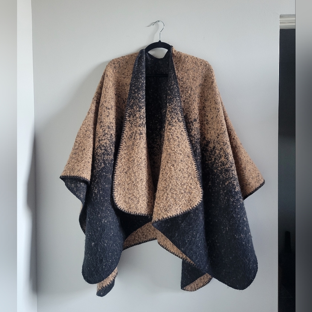 Fuzzy Ombre Reversible Tan Black Blanket Shall Poncho